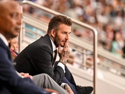 Beckham bernegosiasi untuk membeli Man&nbsp;Utd