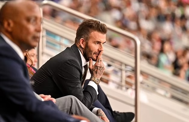 Beckham bernegosiasi untuk membeli Man&nbsp;Utd